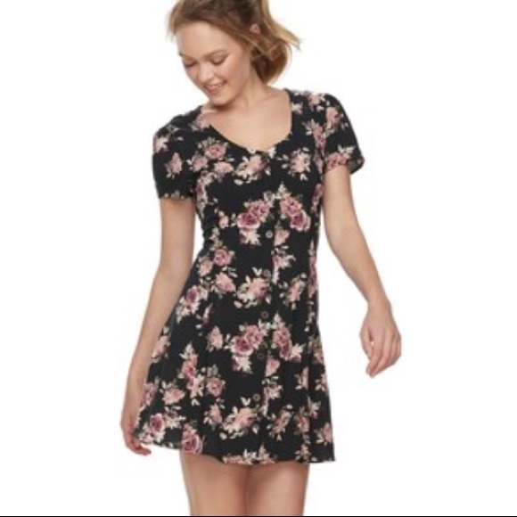 button floral dress